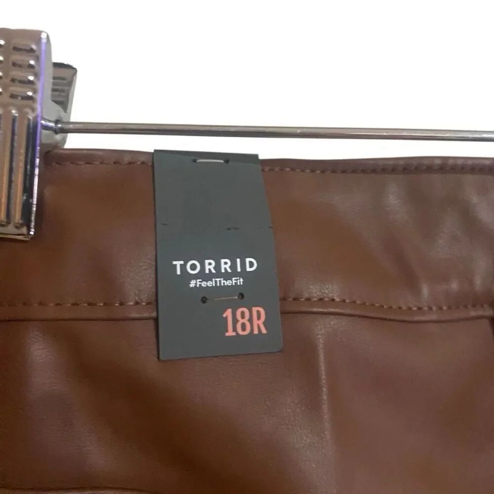NWT Torrid Perfect Skinny Faux Leather Mid Rise Pant root Beer 18R - Picture 6 of 6